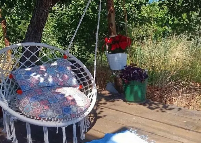 Pirates Queen Caravan Camping Topola